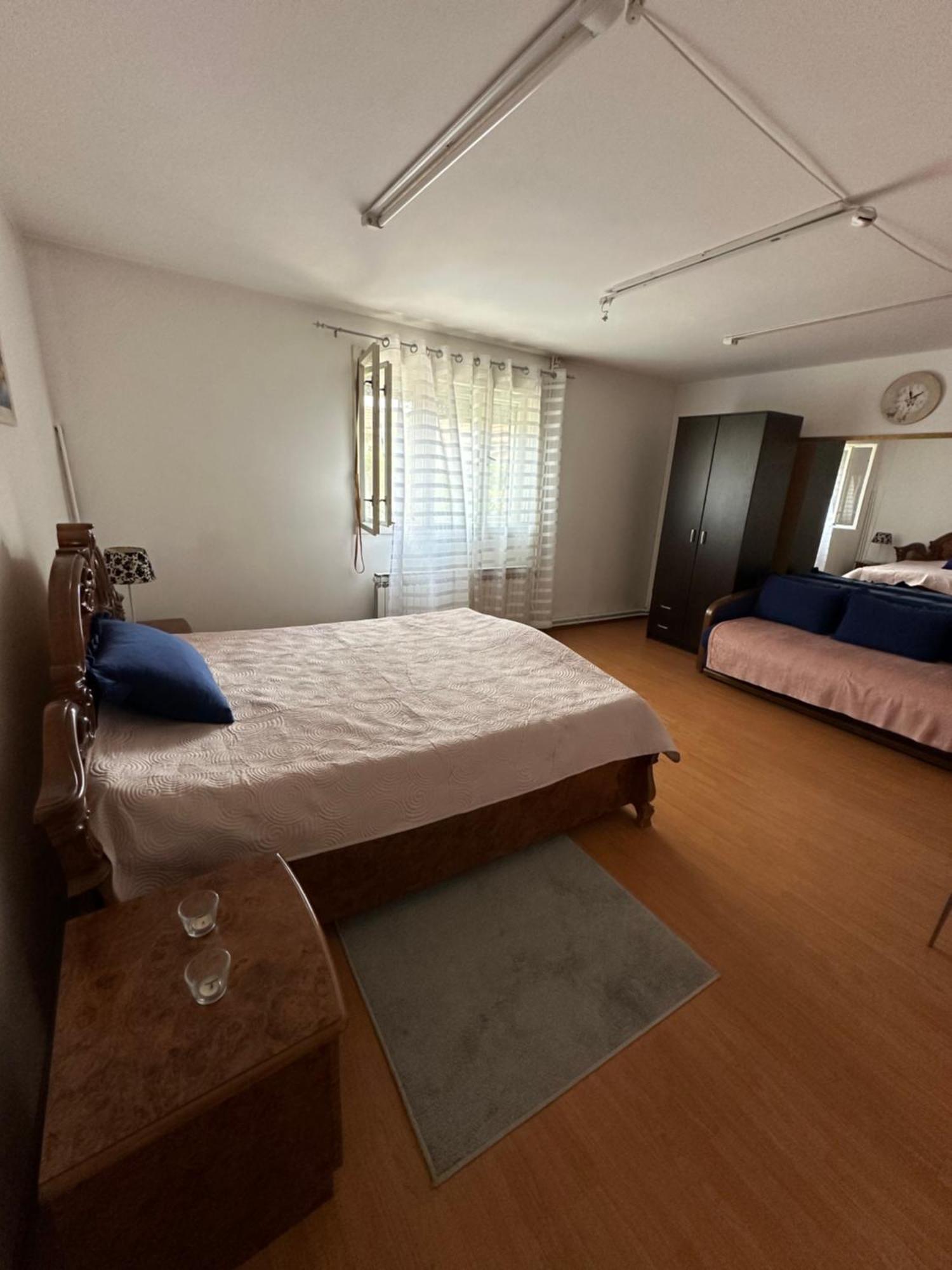 Day & Night Apartment Cuprija Bagian luar foto