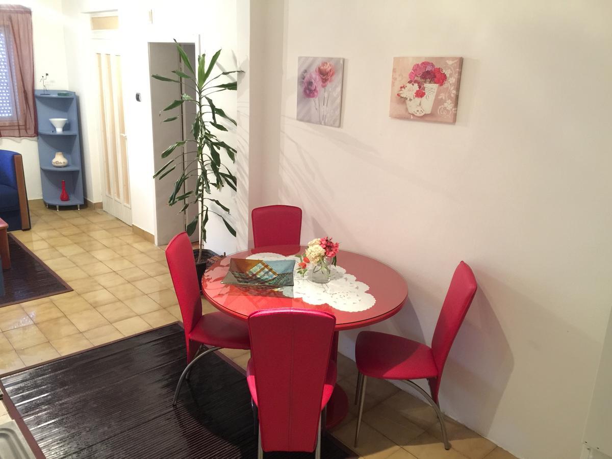 Day & Night Apartment Cuprija Bagian luar foto